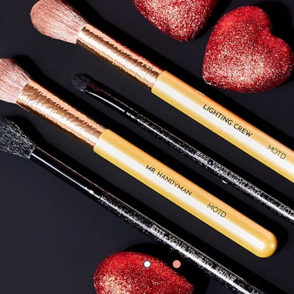 NWT MOTD COSMETICS Lighting Crew - Picture 2 of 6